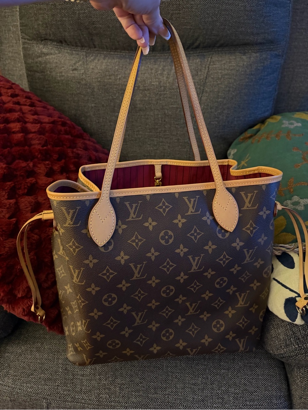 Louis Vuitton Monogram Neverfull MM with (Hot Pink)Lining New 2025 microchipped
